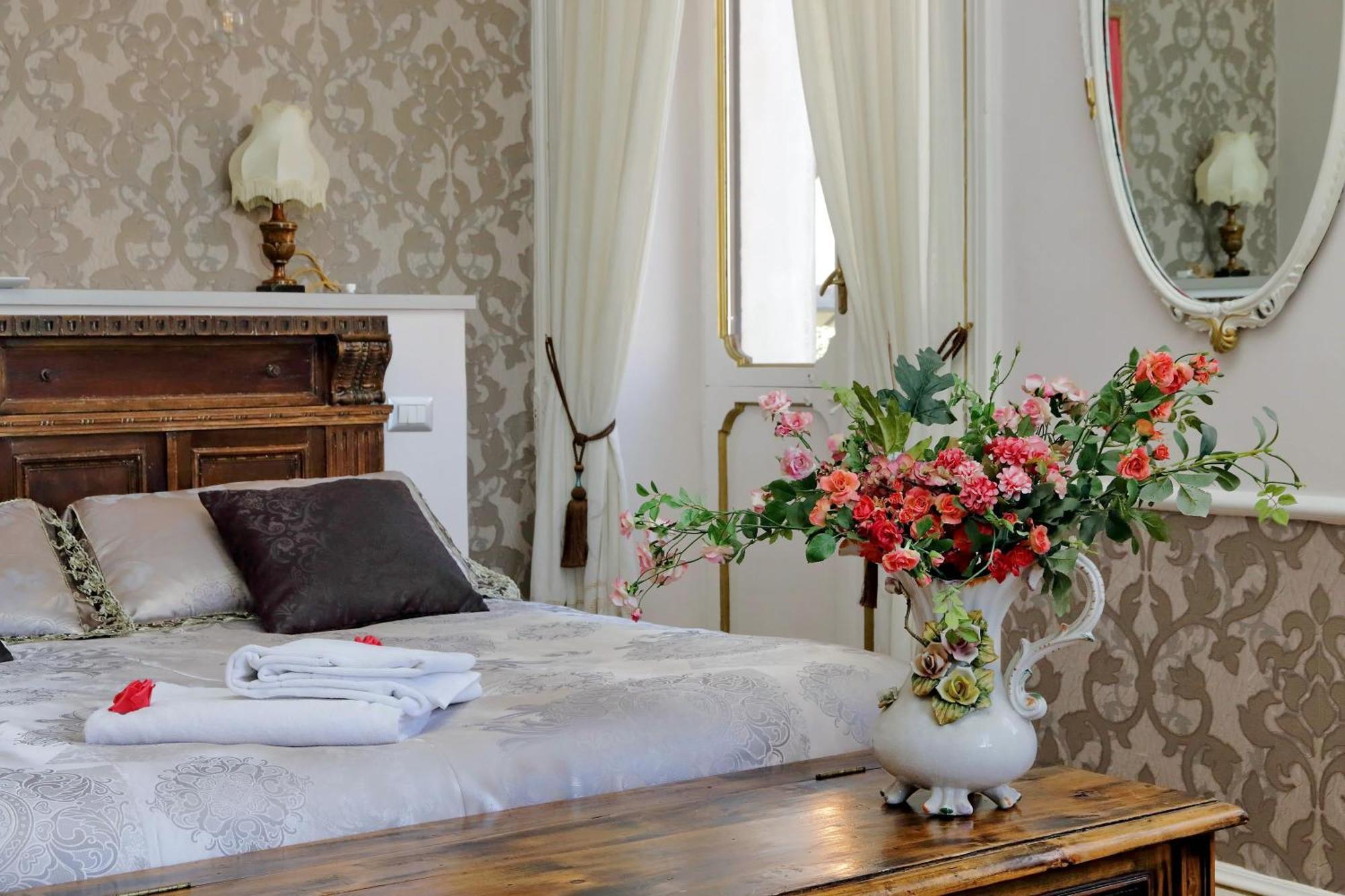 Domus Monami Luxury Suites Ρώμη Εξωτερικό φωτογραφία
